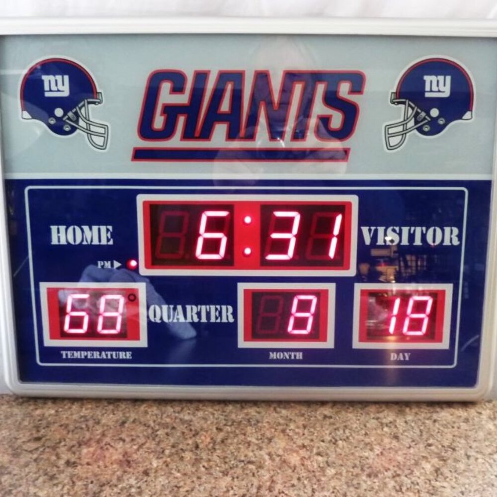 NFL NY Giants Football Super Bowl Led Indoor 19" Clock Scoreboard TESTED WORKS